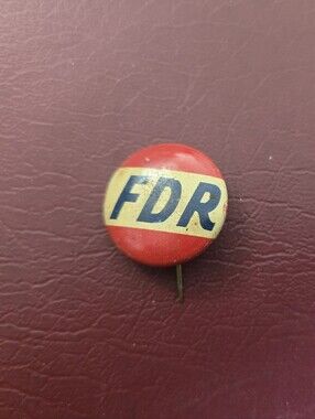 American Vintage 1940s  FDR Political Pin